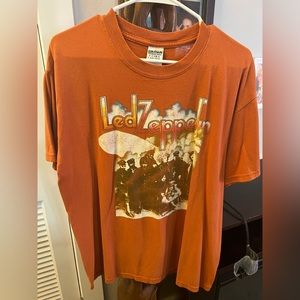 Men’s large graphic T-shirt